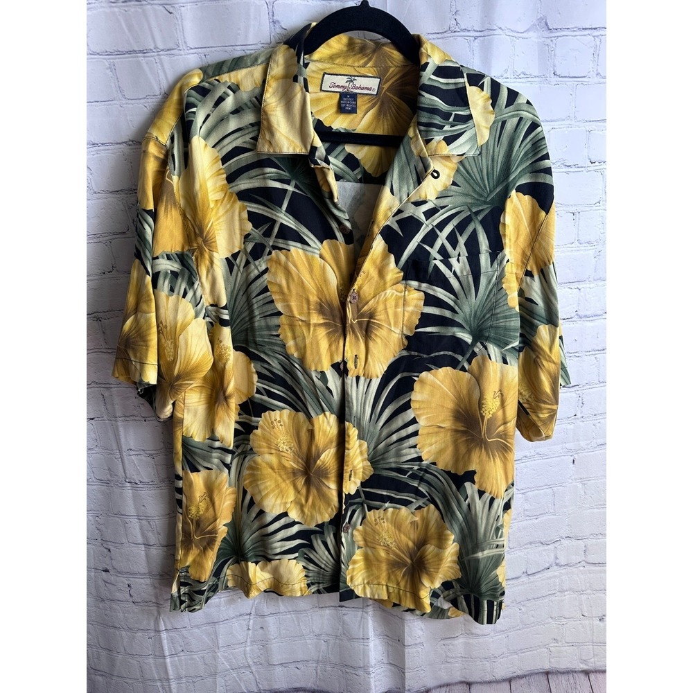 Tommy Bahama Silk Hawaiian Shirt Floral Tropical Resort Wear Yellow M